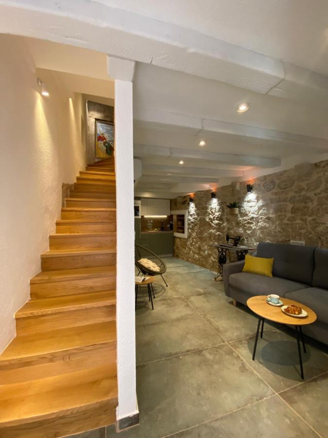 House Malena - Rooms Vis Zewnętrze zdjęcie