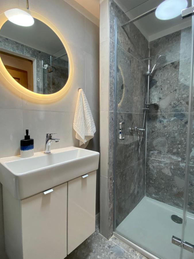 House Malena - Rooms Vis Zewnętrze zdjęcie